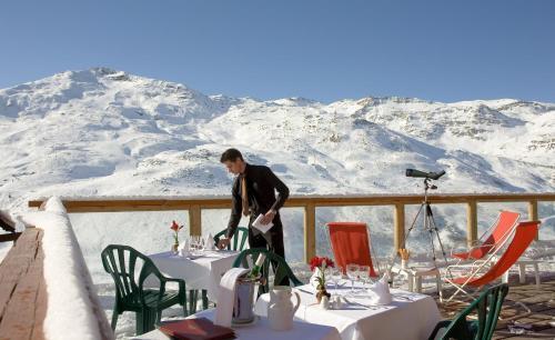 Ours Blanc &